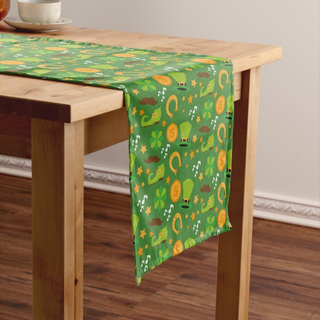 Chemin De Table Court leprechaun st Patrick's day coutume shamrock (In Situ)