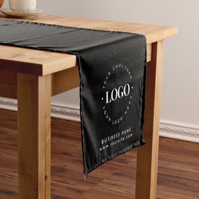 Chemin De Table Court Logo et entreprise de texte personnalisés minimes (Créateur téléchargé)