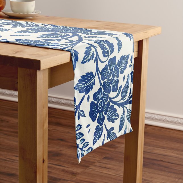 Chemin De Table Court Modèle floral bleu (In Situ)