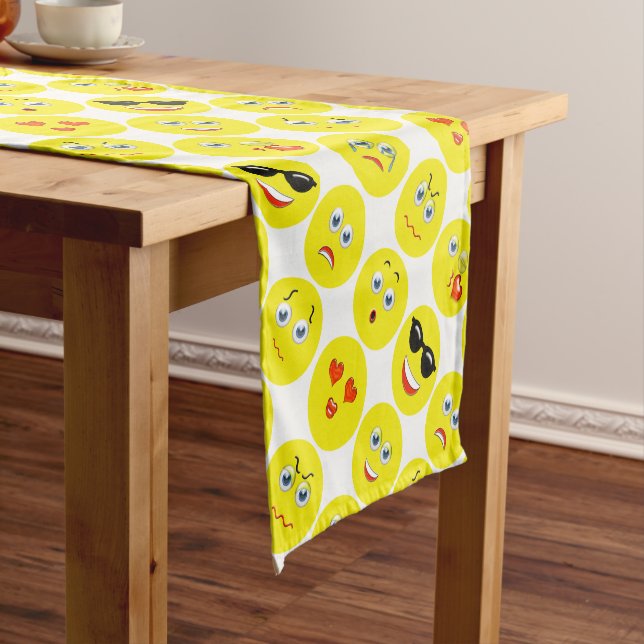 Chemin De Table Court Motif Emoji Jaune (In Situ)