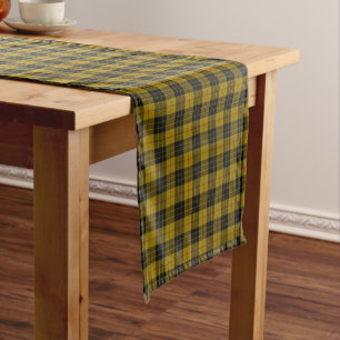Chemin De Table Court Plaque noire jaune tartan MacLeod