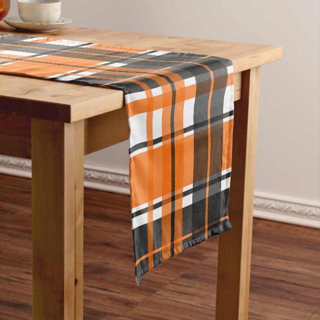 Chemin De Table Court Plat blanc orange noir d'Halloween (In Situ)