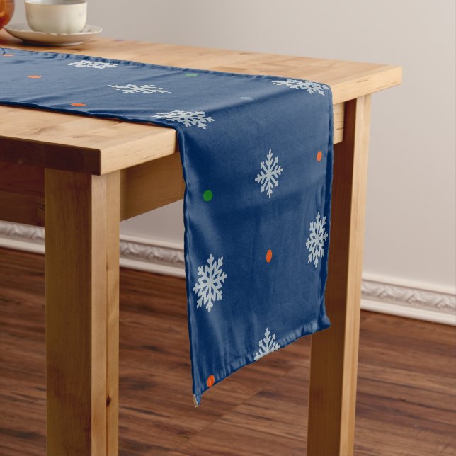 Chemin De Table Court Points de Noël avec motif de flocon de neige (In Situ)