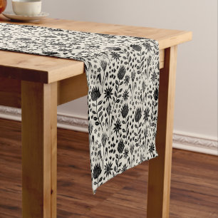 Chemin De Table Court Protea Floral Block Print Millefleur noir lin