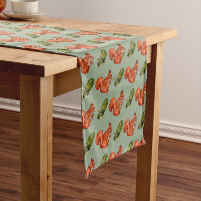 Chemin De Table Court Squirrel and Acorn Pattern Green (In Situ)