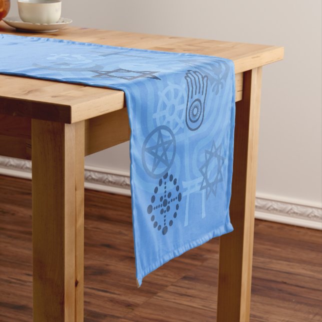 Chemin De Table Court Symboles interconfessionnels bleu ciel (In Situ)