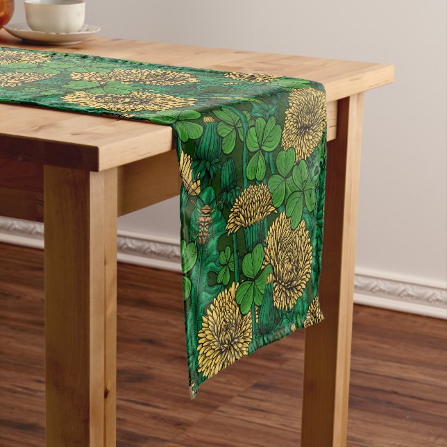 Chemin De Table Court The meadow in green and yellow (In Situ)