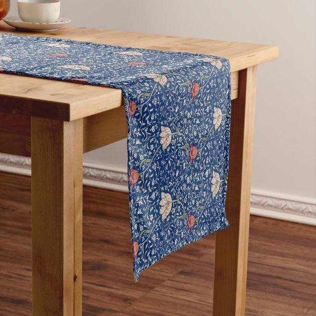 Chemin De Table Court William Morris Motif Medway (In Situ)