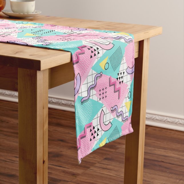 Chemin De Table Long 80's Memphis Active Pink Light Turquoise (In Situ)