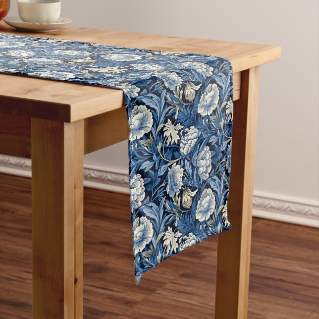 Chemin De Table Long Doux et subtil : Français Blue trouve (In Situ)