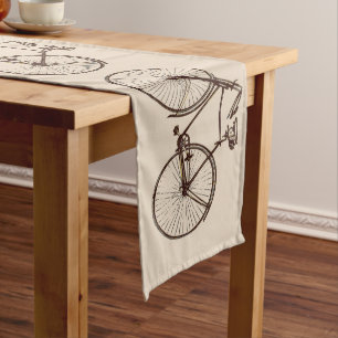 Chemin De Table Long faites du vélo la crème de brun de farine d'avoine