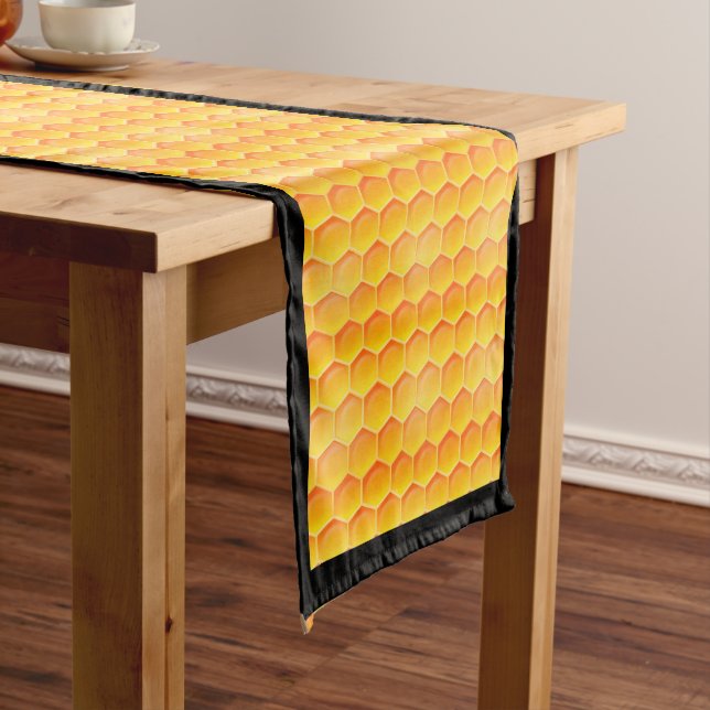 Chemin De Table Long Motif Golden Honeypeb (In Situ)