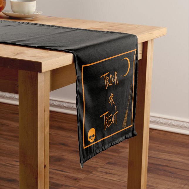 Chemin De Table Moyen Halloween Trick ou Treat (In Situ)