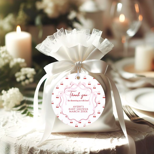 Cherry auf der rosa Bow Red Baby Girl Dusche Geschenkanhänger (Von Creator hochgeladen)