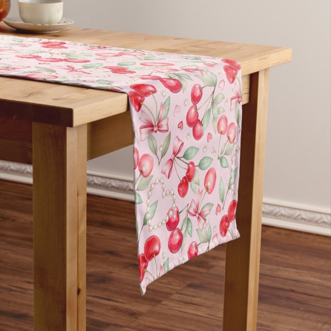 Cherry auf Top Baby Dusche Pink Coquette Kurzer Tischläufer (Beispiel)