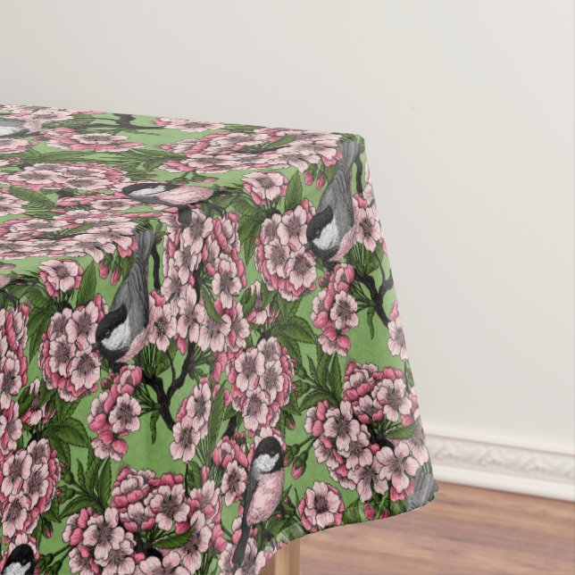 Cherry blossom and chickadees on green tischdecke (Beispiel)