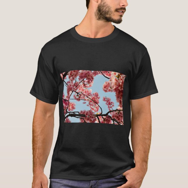 : "Cherry Blossom Blume Ästhetik T-Shirt (Vorderseite)