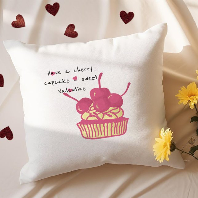 Cherry Cupcake Valentine – Hand-Drawn Dessert Kissen (Von Creator hochgeladen)