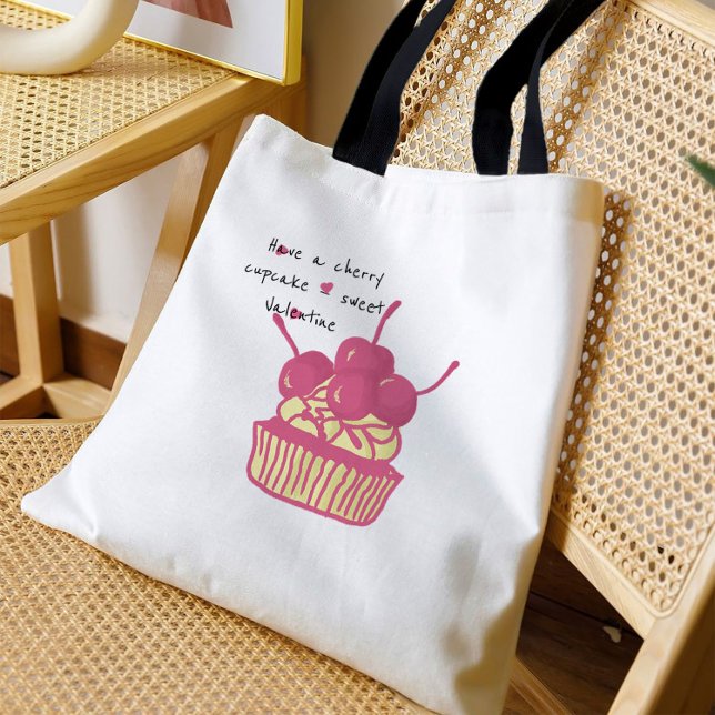 Cherry Cupcake Valentine – Hand-Drawn Dessert Tasche (Von Creator hochgeladen)