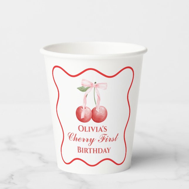 Cherry erster Geburtstag Pink Bow Gingham Pappbecher (Vorderseite)