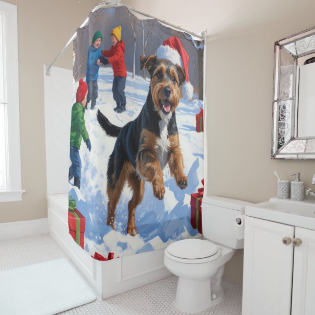 Chesapeake Bay Retriever Schnee mit Weihnachtsmütz Duschvorhang (Beispiel)