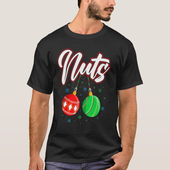 Chest Nuts Christmas T Shirt Funny Matching Couple (Vorderseite)