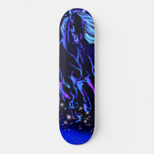 Cheval Bleu Courant Dans Starry Night Skateboard