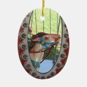 Cheval de carrousel en ornement de miroir