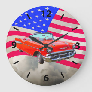 Chevrolet-Bel Air-klassisches Auto 1957 und Große Wanduhr