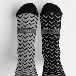 Chevron Black and Grey Name on Mismatch Socken