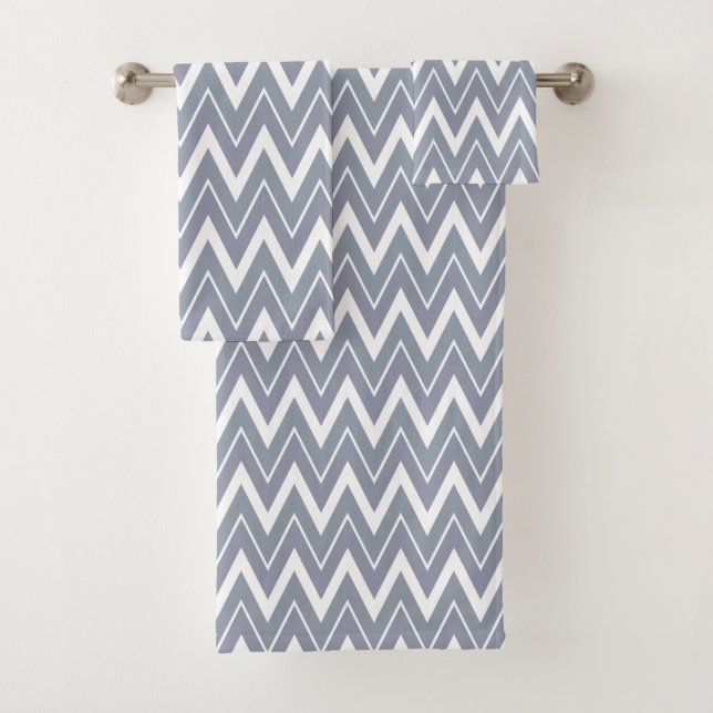 Chevron blanc gris clair moderne rayé (En situation)