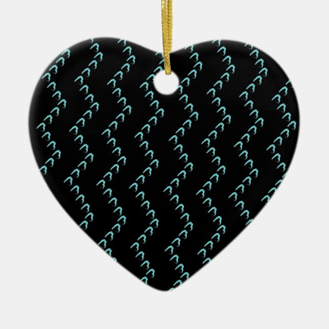 Chevron Pastel Blue Hearts Nero Noctis Ornement (Devant)