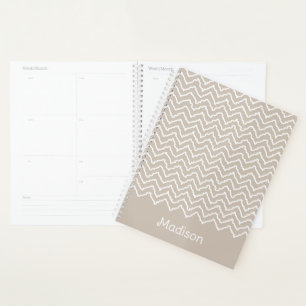 Chevron Zigzag Ondulé Beige Et Blanc Avec Nom