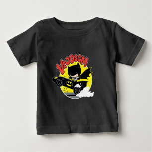 Chibi Batman im Batmobil Baby T-shirt