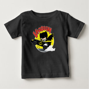 Chibi Batman im Batmobil Baby T-shirt