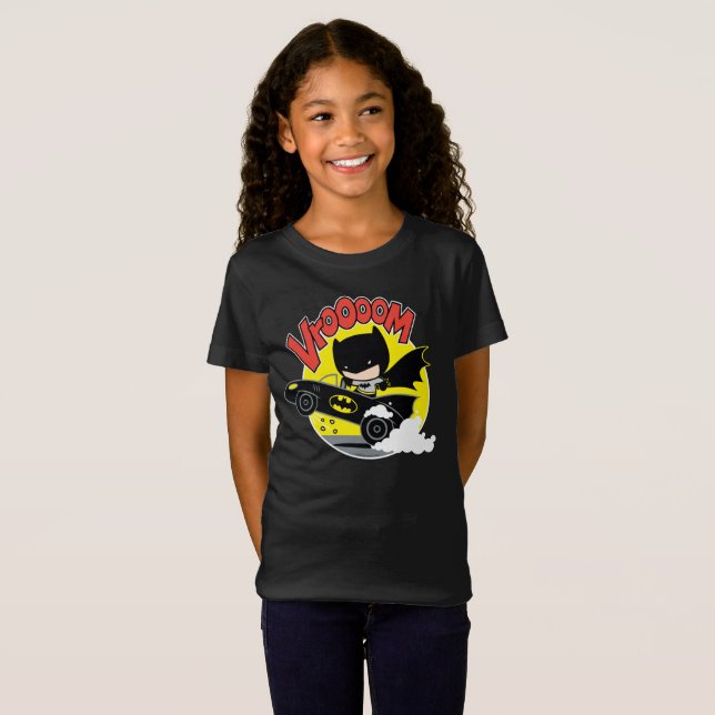 Chibi Batman im Batmobile T-Shirt (Vorne ganz)