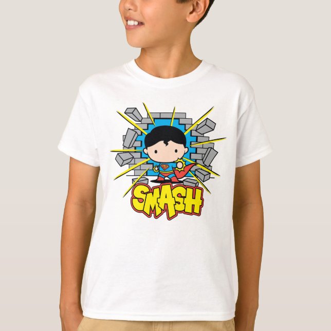Chibi Superman schleicht durch eine Ziegelmauer T-Shirt (Vorderseite)