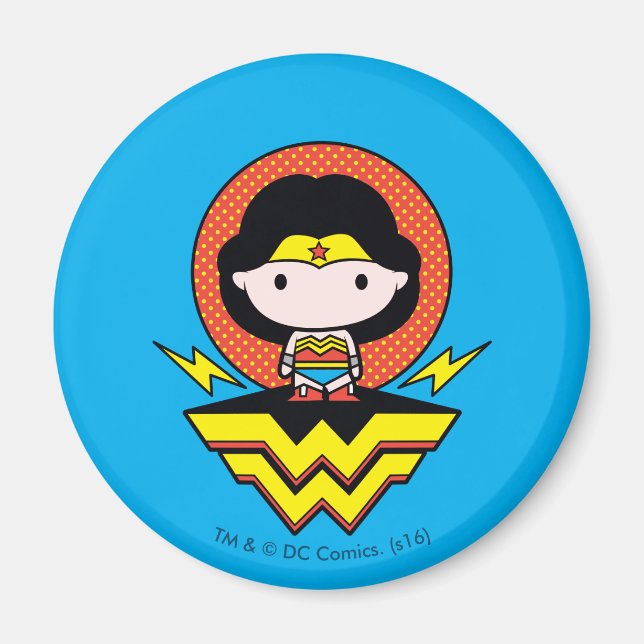 Chibi Wonder Woman mit Polka Docks und Logo Magnet (Vorne)