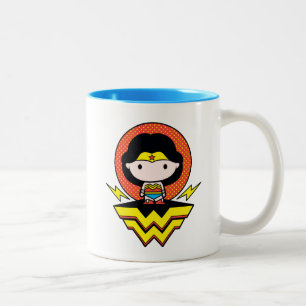 Chibi Wonder Woman mit Punkten und Logo Zweifarbige Tasse