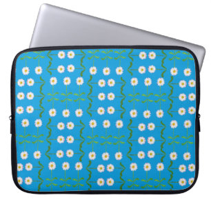 Chic 15-Zoll-Laptop-Sieb: White Daisies auf Aquama Laptopschutzhülle