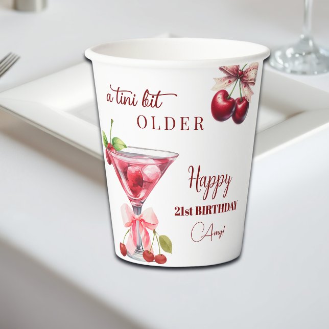 Chic A Tini Bit Ältere Cherry Martini 21. Geburtst Pappbecher (Von Creator hochgeladen)