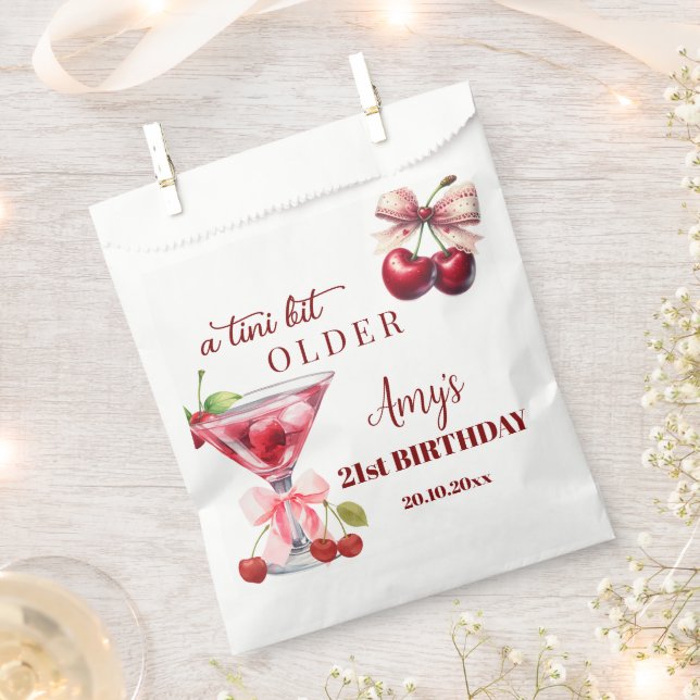 Chic A Tini Bit Älterer Kirsch-Martini 21. Geburts Geschenktütchen (Ausgeschnitten)