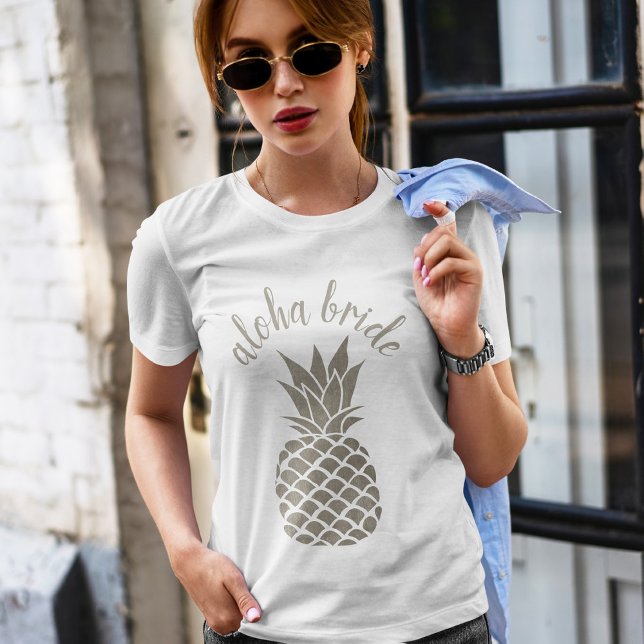 Chic Aloha Tribe Hawaiian Silver Ananas Brie T-Shirt (Von Creator hochgeladen)