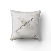 chic and Comfortable Pillow for Your Home Decr