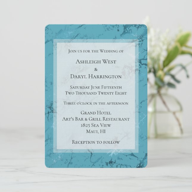 Chic Aqua Blue Marble Wedding Einladung (Stehend Vorderseite)