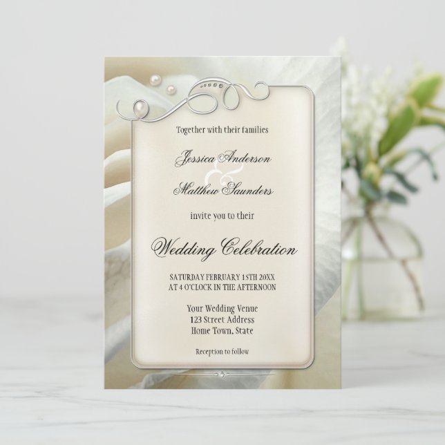 Chic Artistic Silver Ivory Rose Hochzeit Einladung (Stehend Vorderseite)