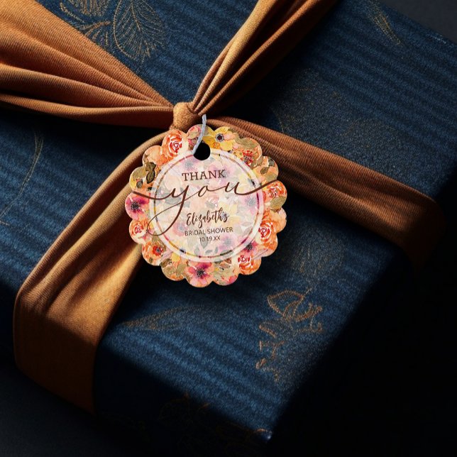 Chic Autumn Floral Brautparty Vielen Dank Geschenkanhänger (Chic Autumn Floral Bridal Shower Thank You 2" Scalloped Round Favor Tags)