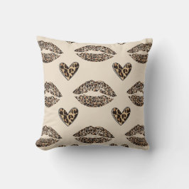 Chic Beige & Black Cheetah Print Kissen