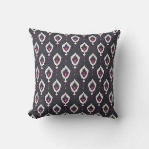 Chic Black and lila Ikat-Stammmuster Kissen