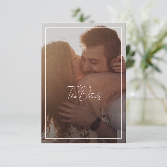Chic Black and White Foto Moderne Hochzeit Begleitkarte (Stehend Vorderseite)
